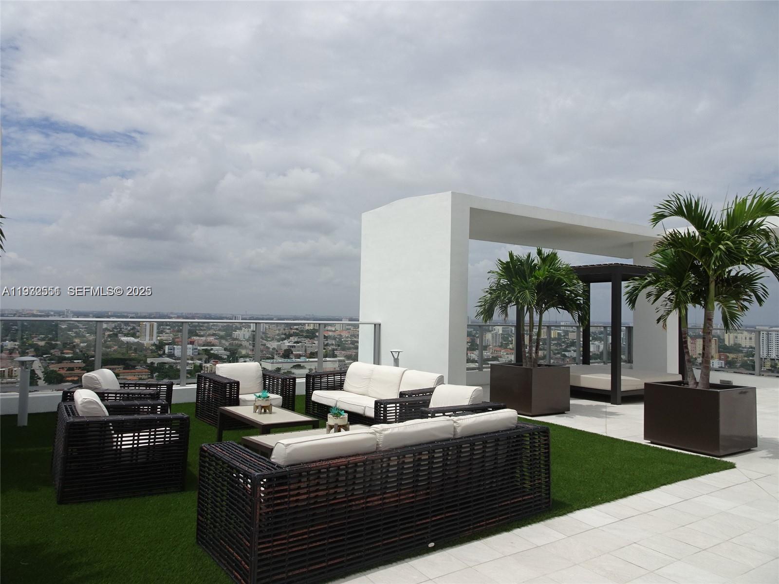 BRICKELL TEN CONDO - Residential Lease
