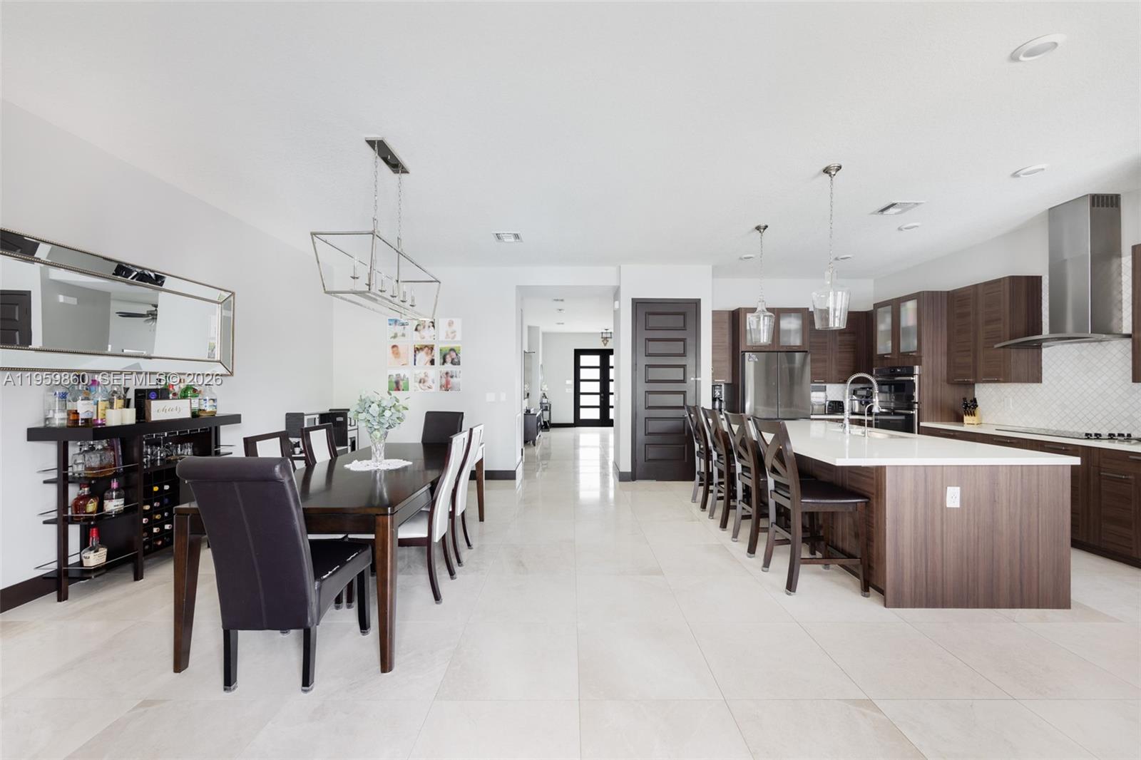 DUNNWOODY LAKE - Residential