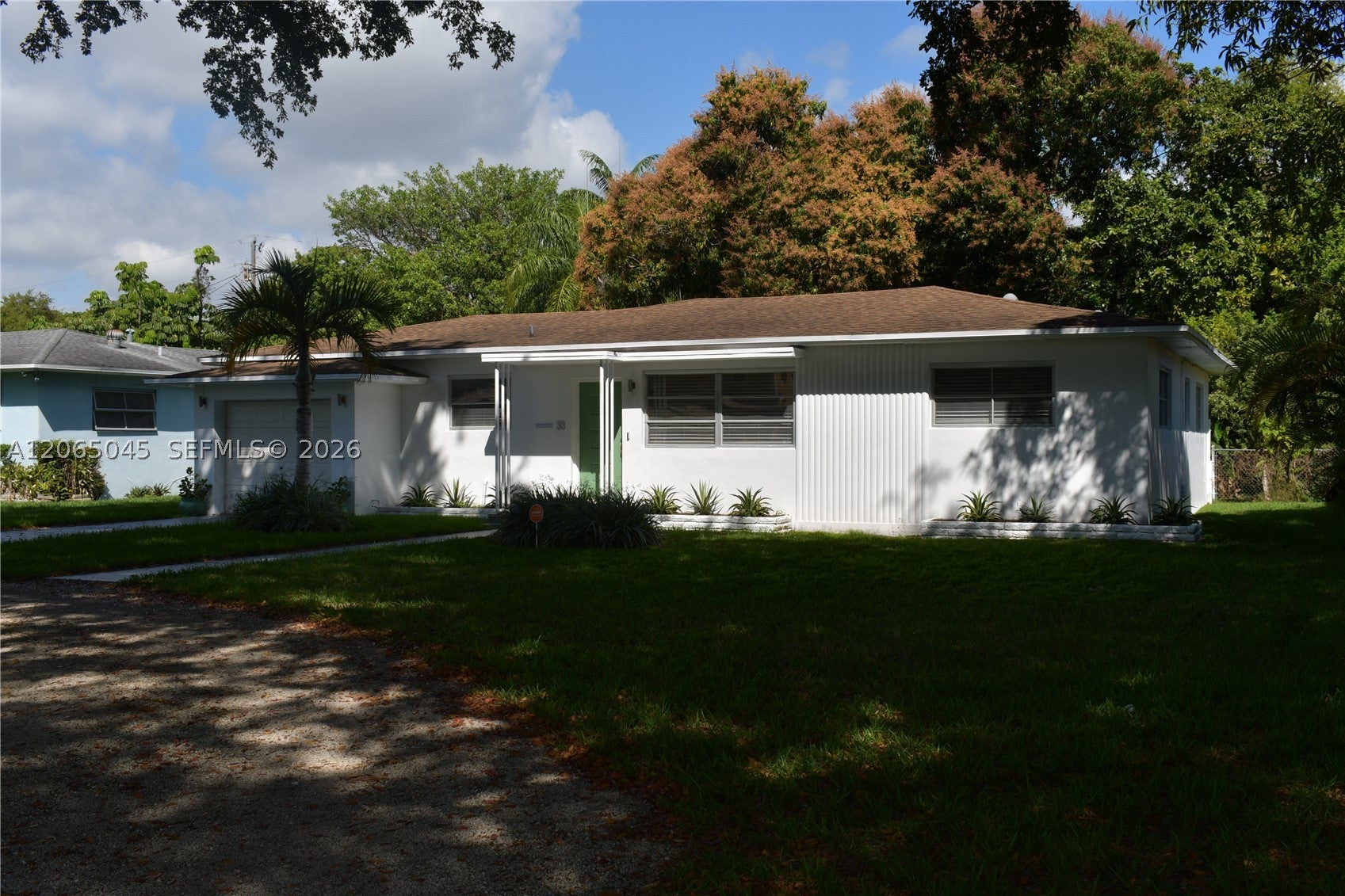 33 NW 87th St