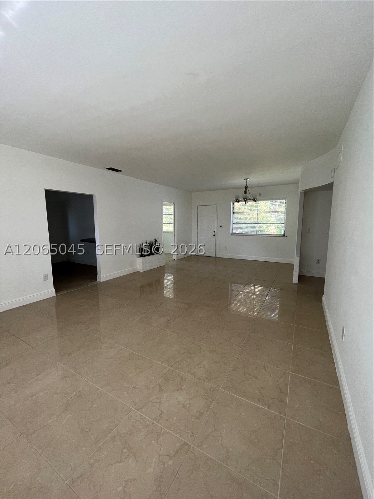 33 NW 87th St