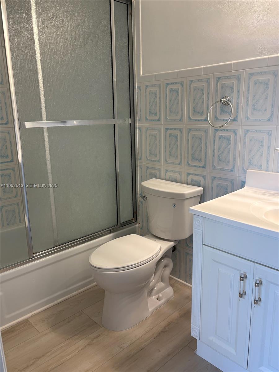 WALNUT GARDENS CONDO - Residential