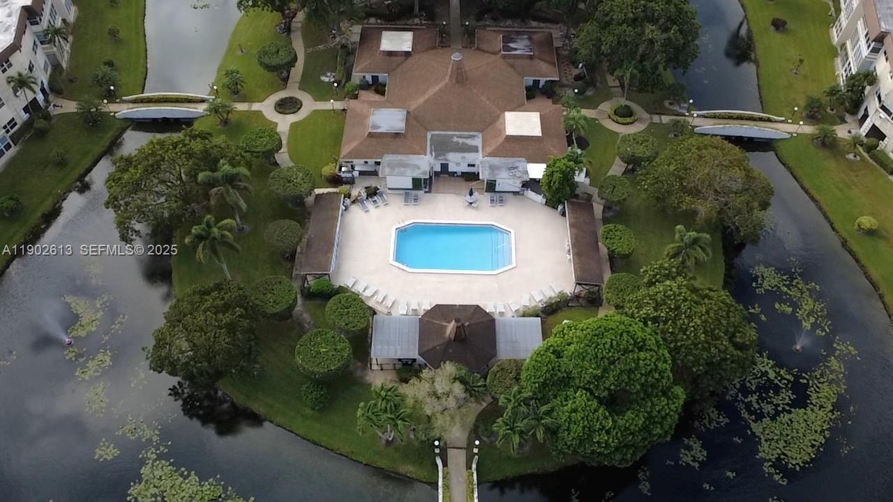 WALNUT GARDENS CONDO - Residential