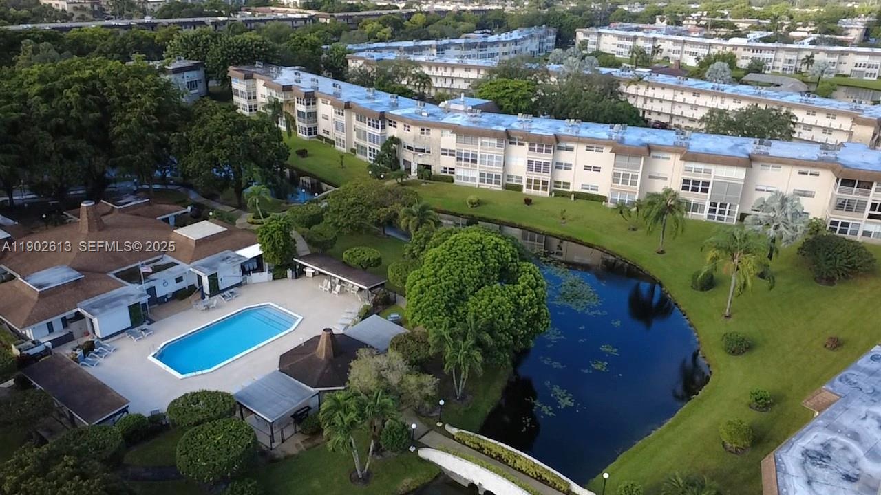 WALNUT GARDENS CONDO - Residential