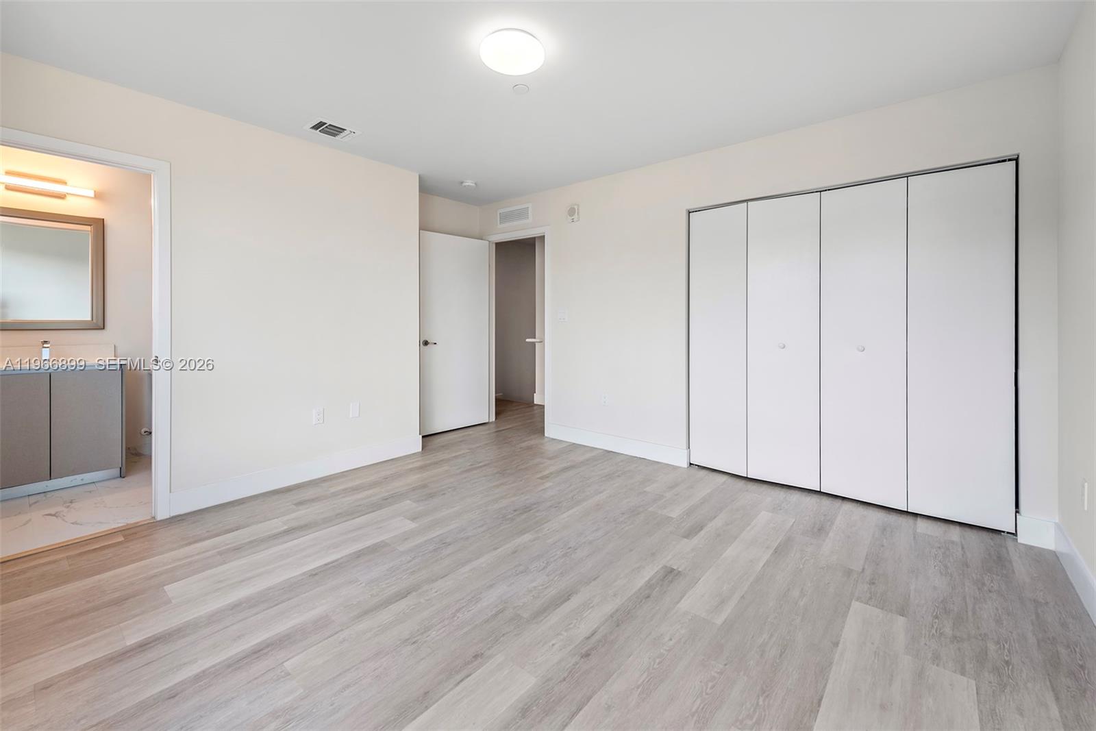 RIVERWOOD - Residential Lease