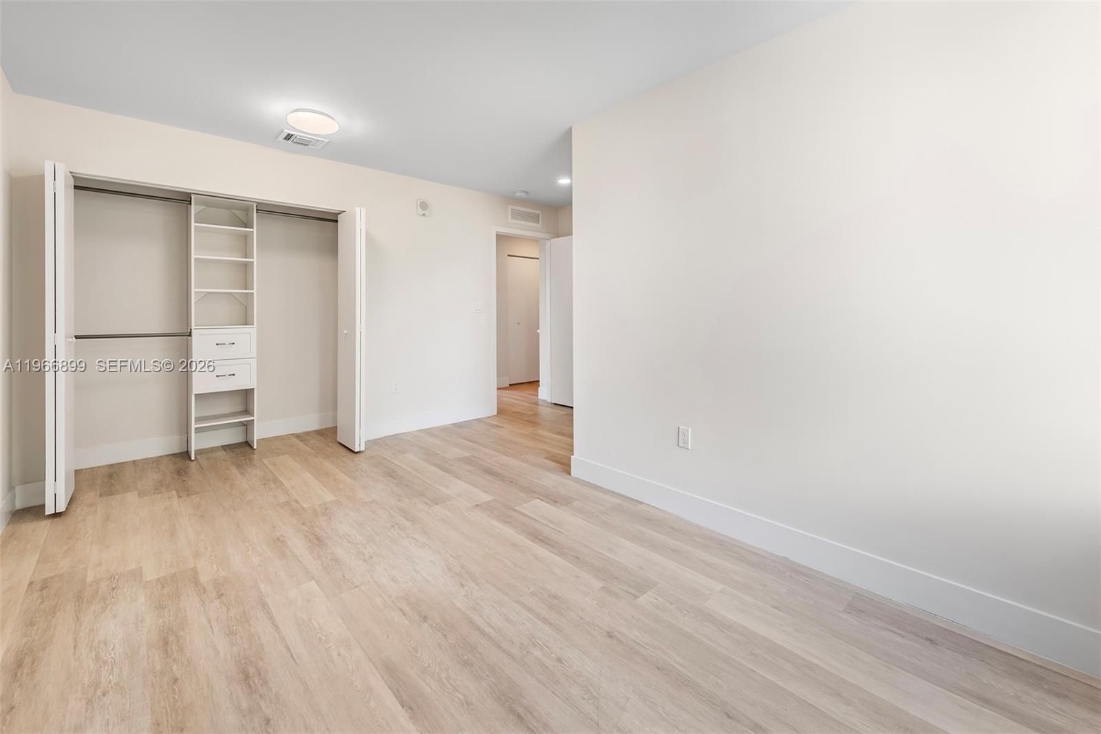 RIVERWOOD - Residential Lease