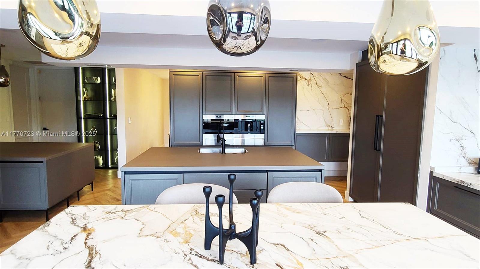 CORAL RIDGE COUNTRY CLUB - Residential Lease