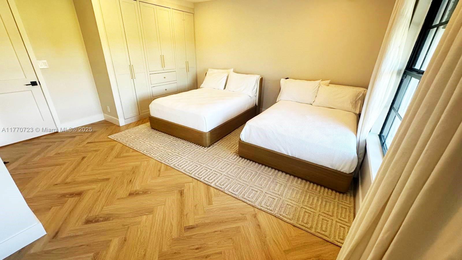 CORAL RIDGE COUNTRY CLUB - Residential Lease