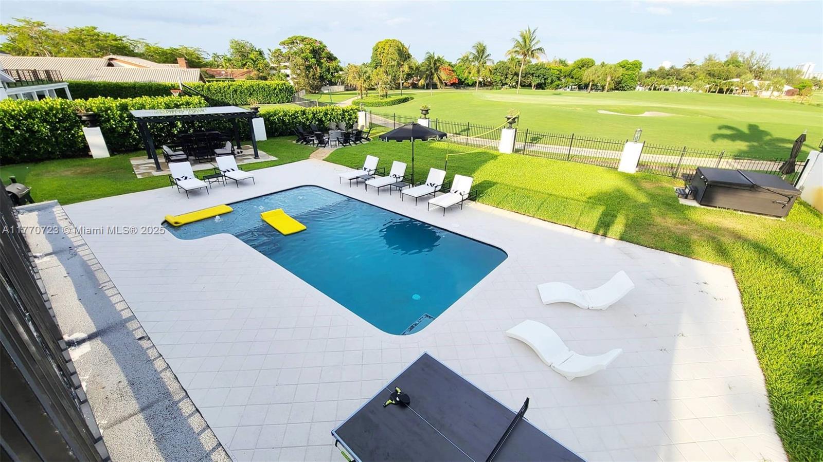 CORAL RIDGE COUNTRY CLUB - Residential Lease