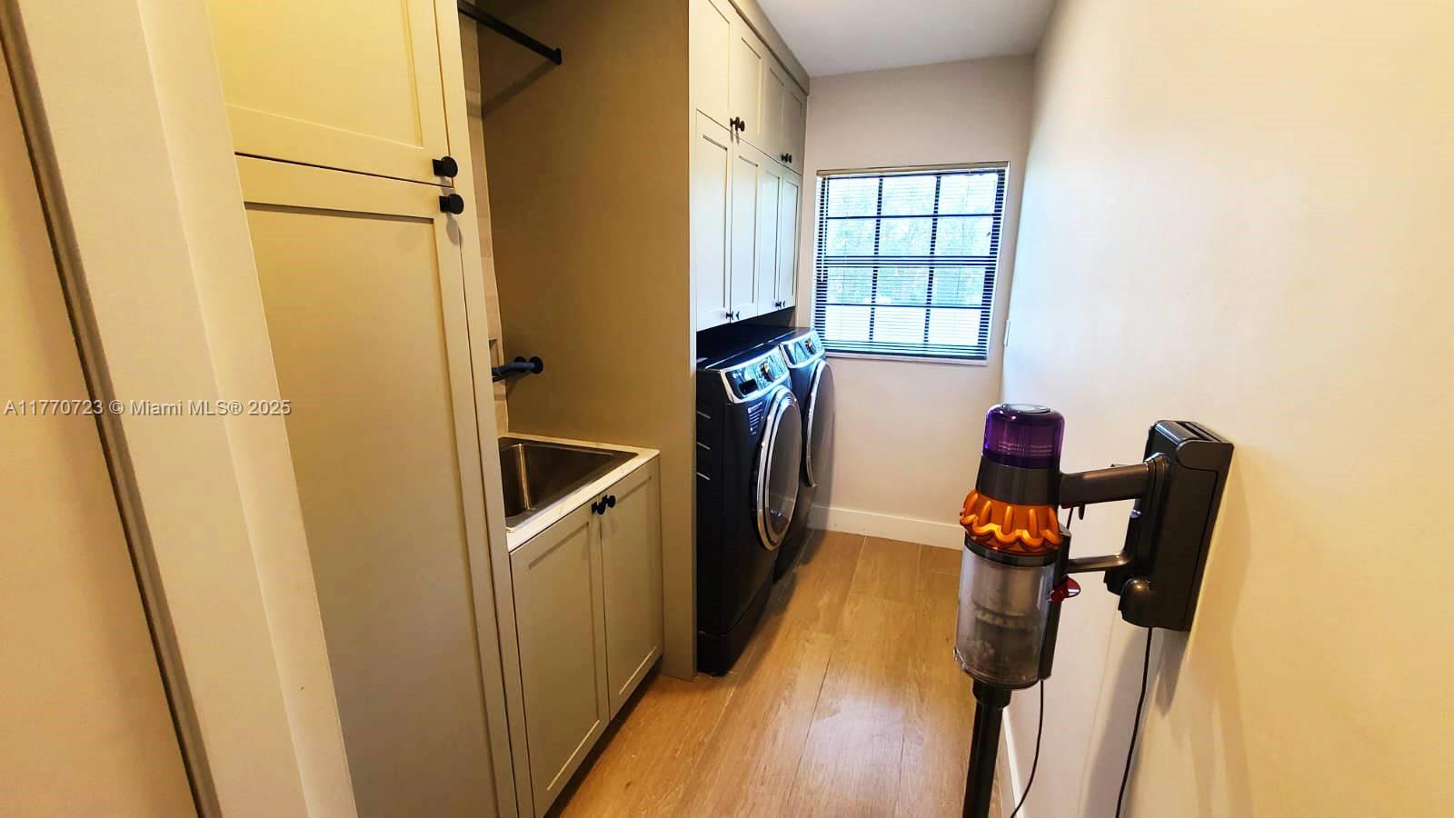 CORAL RIDGE COUNTRY CLUB - Residential Lease