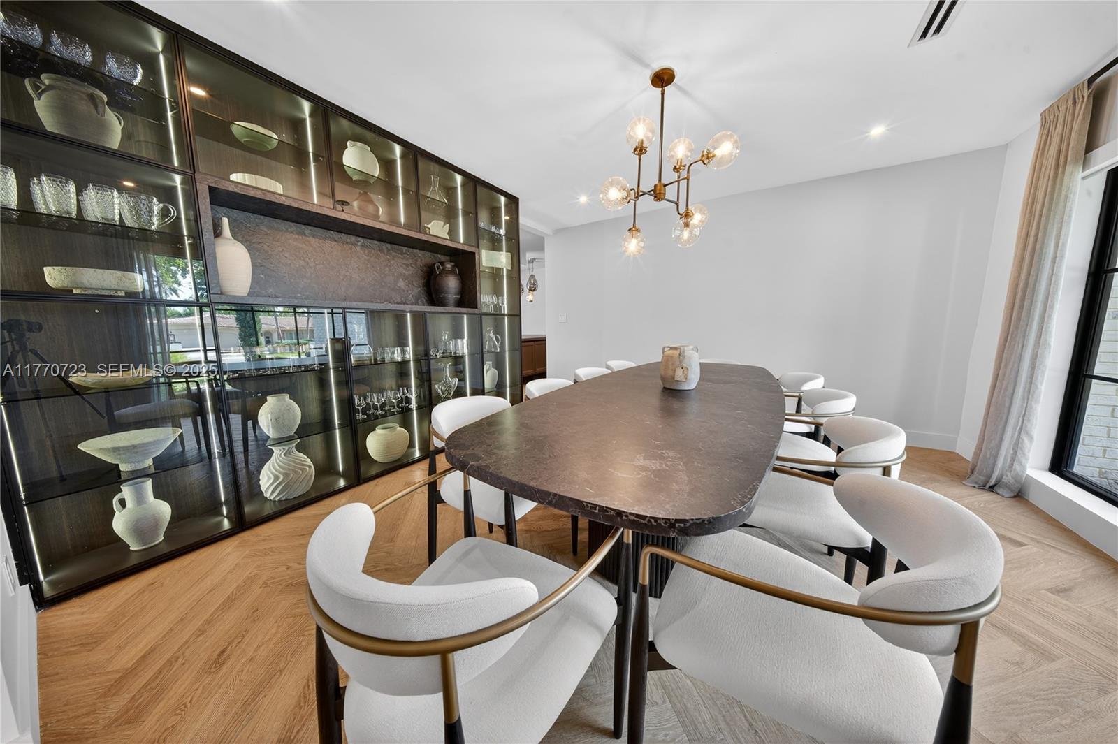 CORAL RIDGE COUNTRY CLUB - Residential Lease