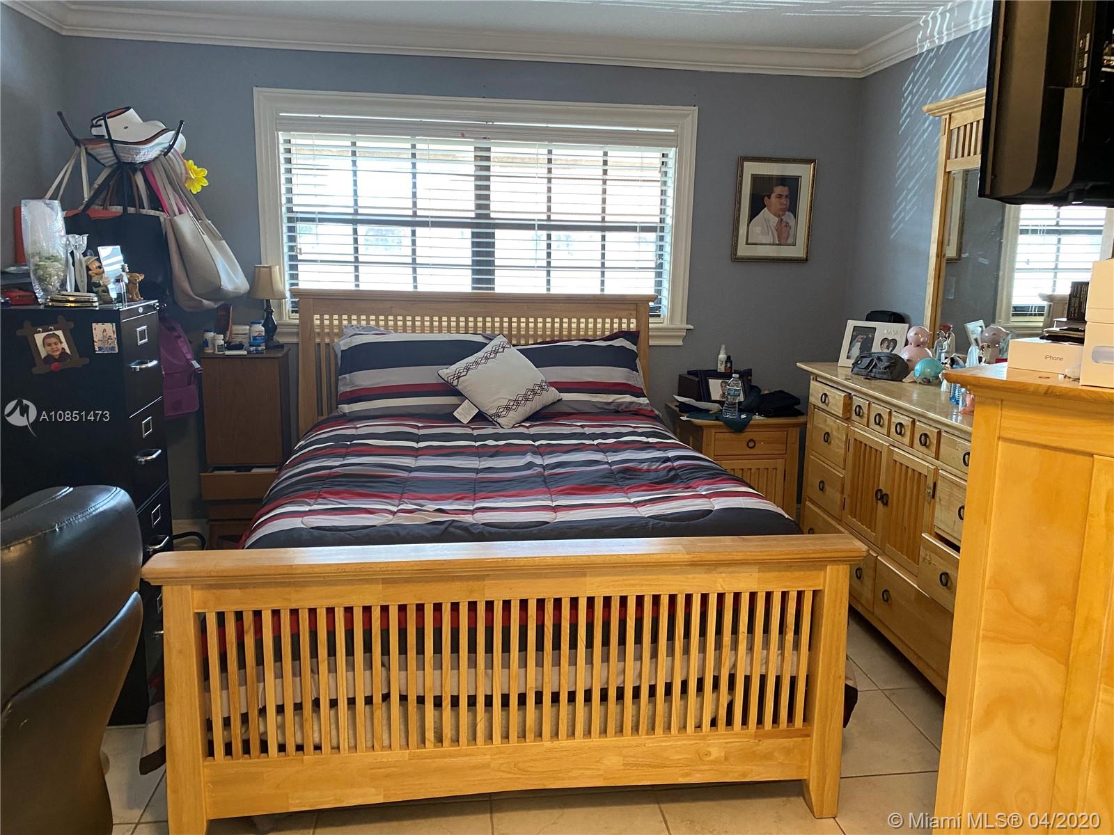 MILLER DREAM TOWNHOMES CO - Residential Lease