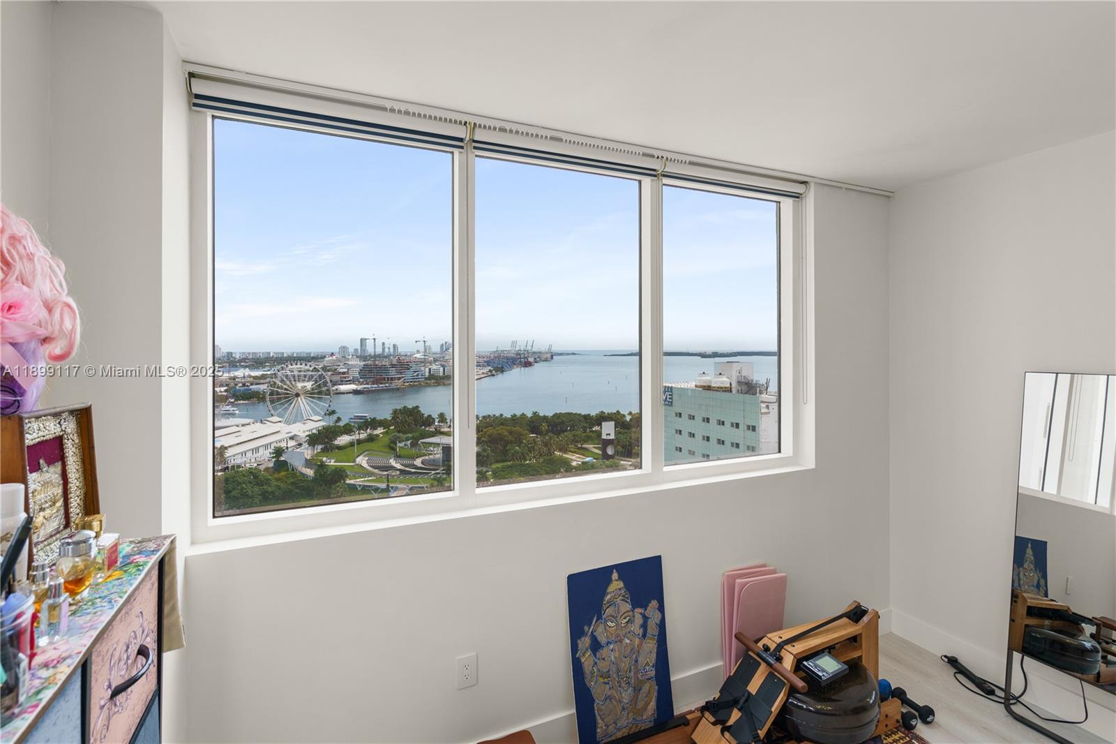 VIZCAYNE SOUTH CONDO - Residential