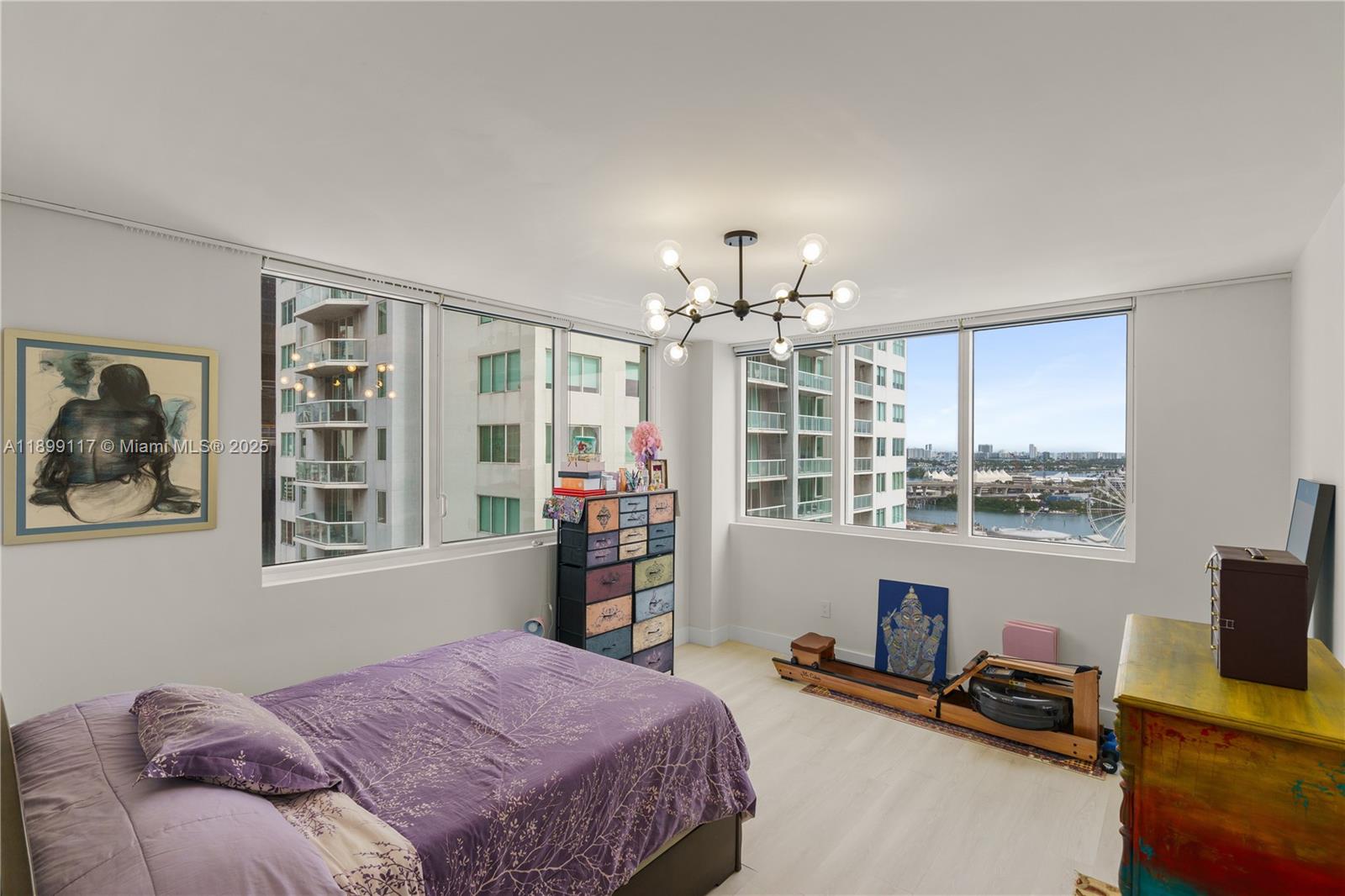 VIZCAYNE SOUTH CONDO - Residential
