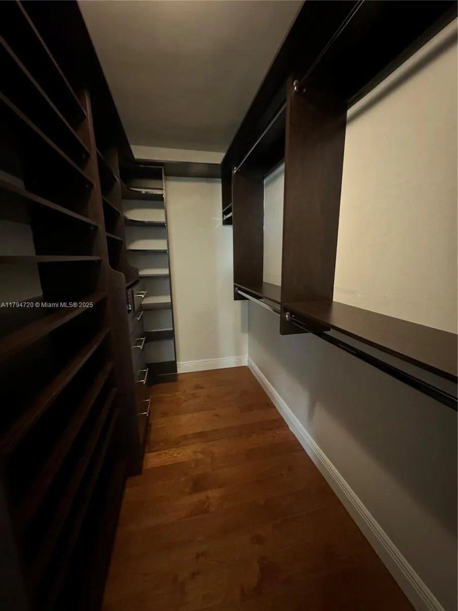 Miami, Florida 33155, United States, 2 Bedrooms Bedrooms, ,2 BathroomsBathrooms,Residential,Pending,129398