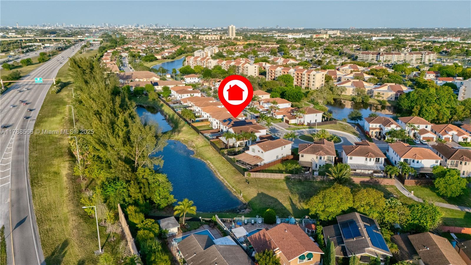 FONTAINEBLEAU WEST NORTH - Residential