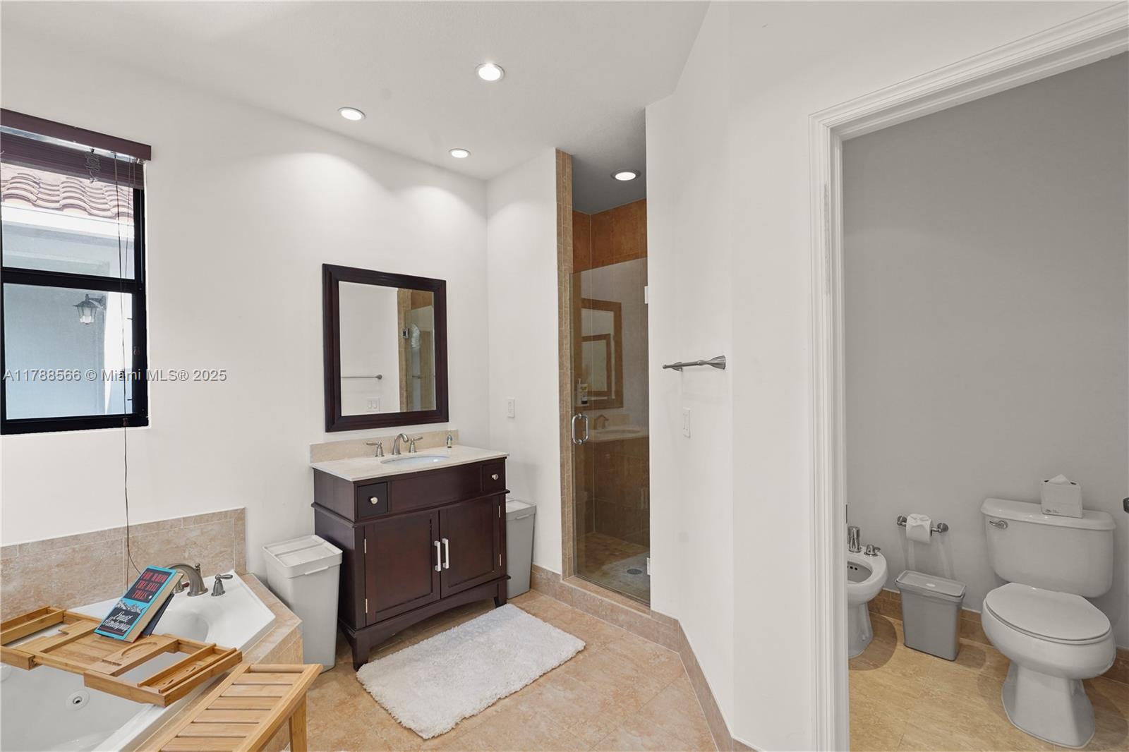 FONTAINEBLEAU WEST NORTH - Residential