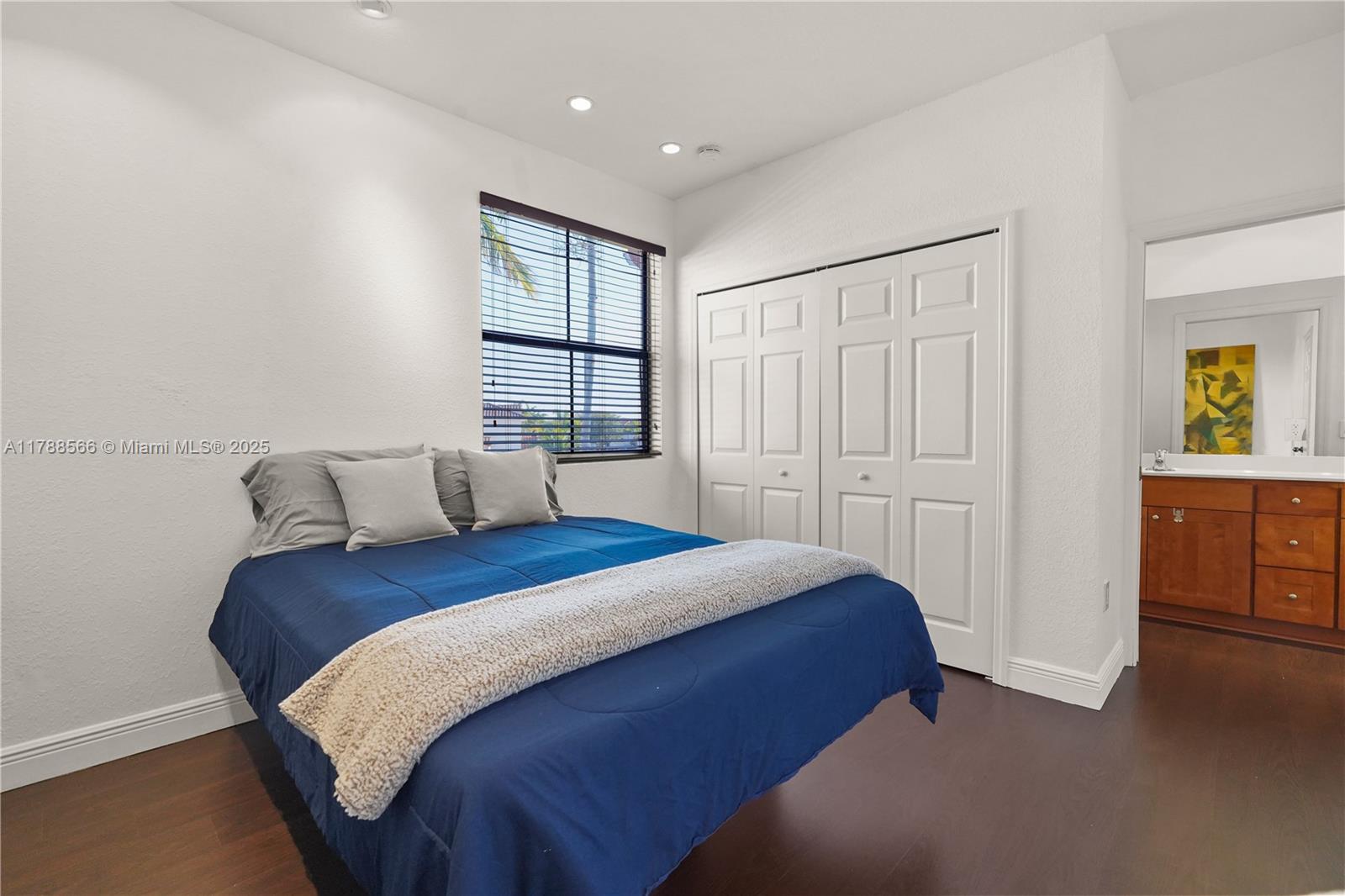 FONTAINEBLEAU WEST NORTH - Residential