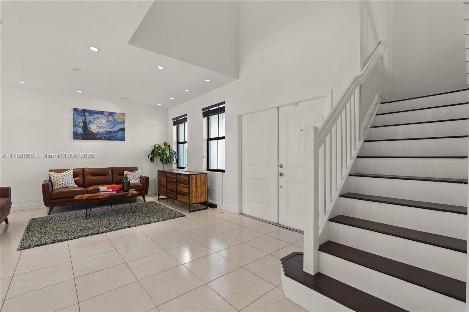 FONTAINEBLEAU WEST NORTH - Residential