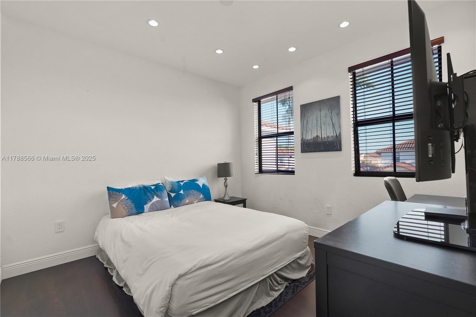FONTAINEBLEAU WEST NORTH - Residential