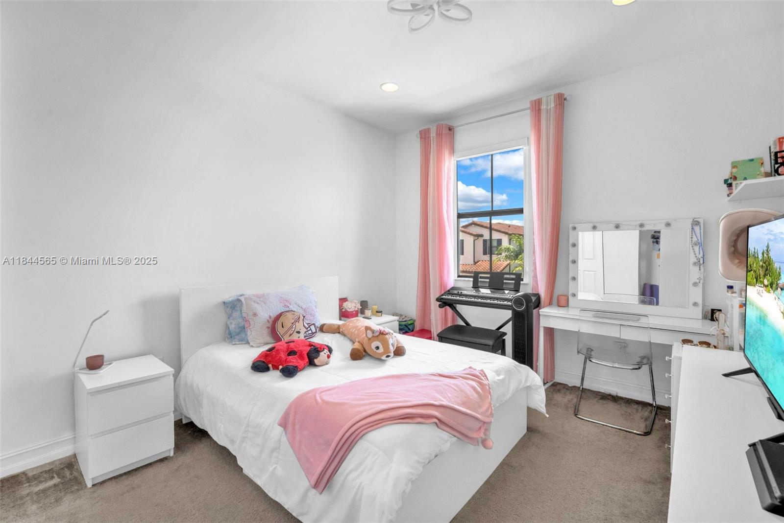 Raintree at Mayfair - Residential
