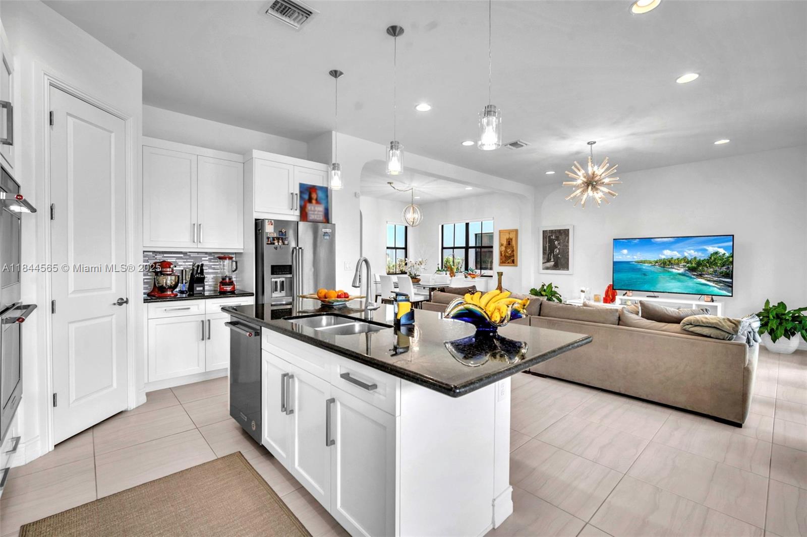 Raintree at Mayfair - Residential