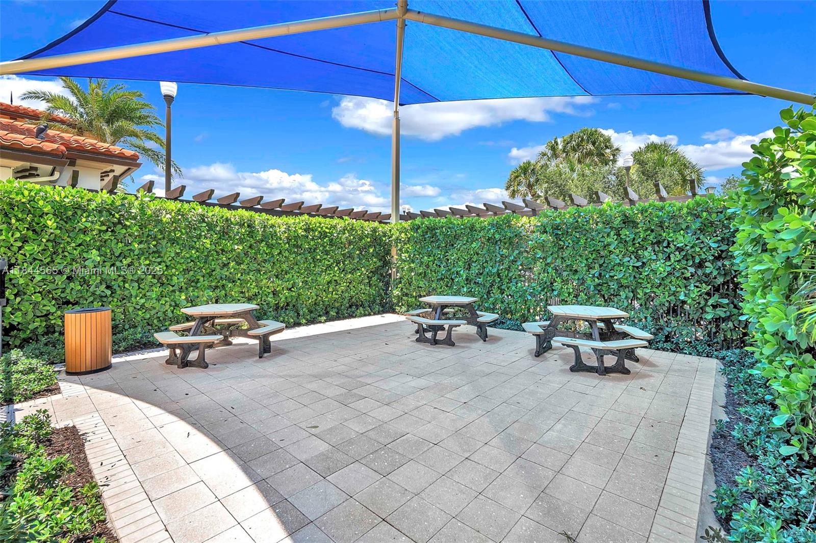 Raintree at Mayfair - Residential
