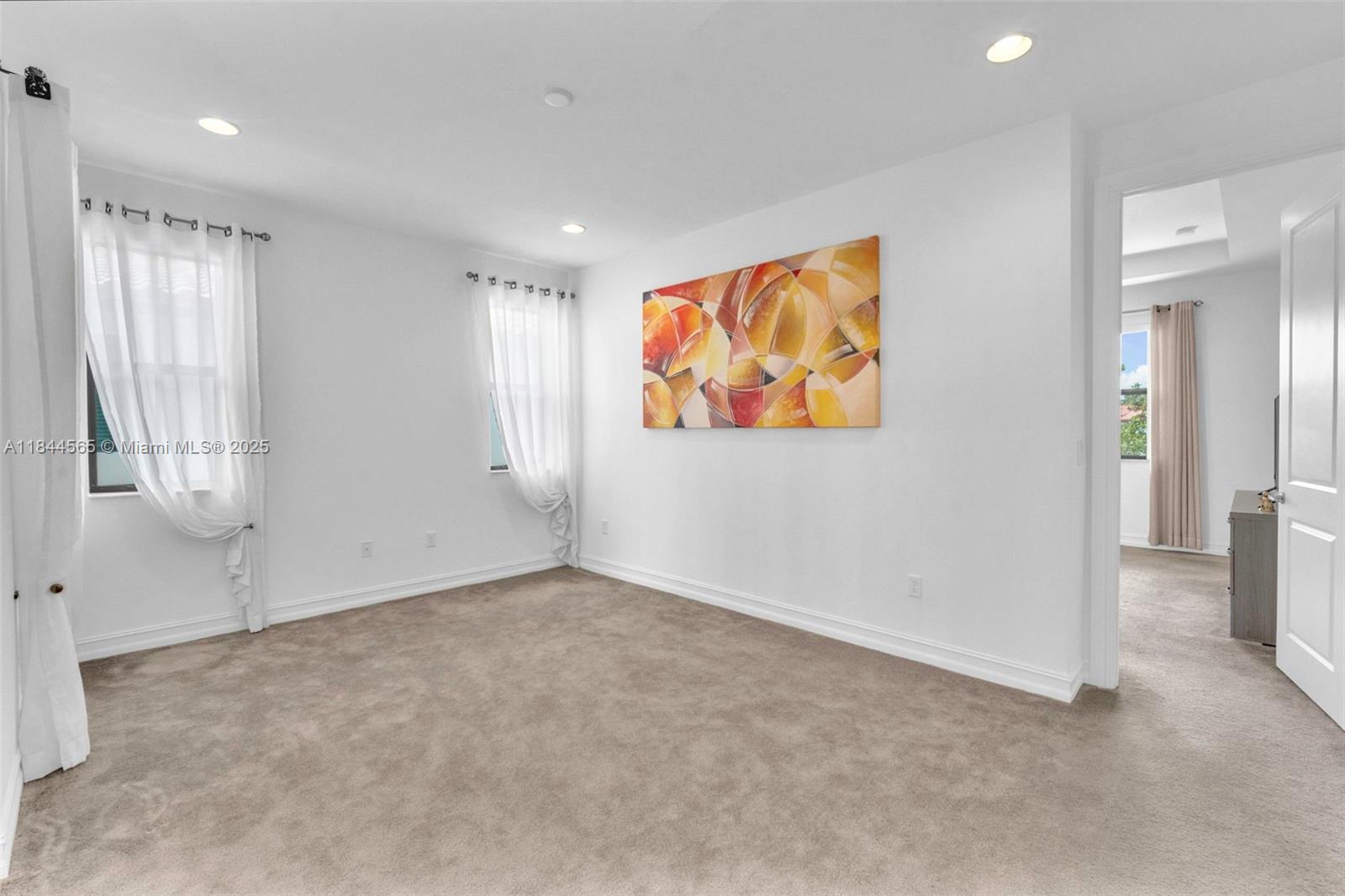 Raintree at Mayfair - Residential