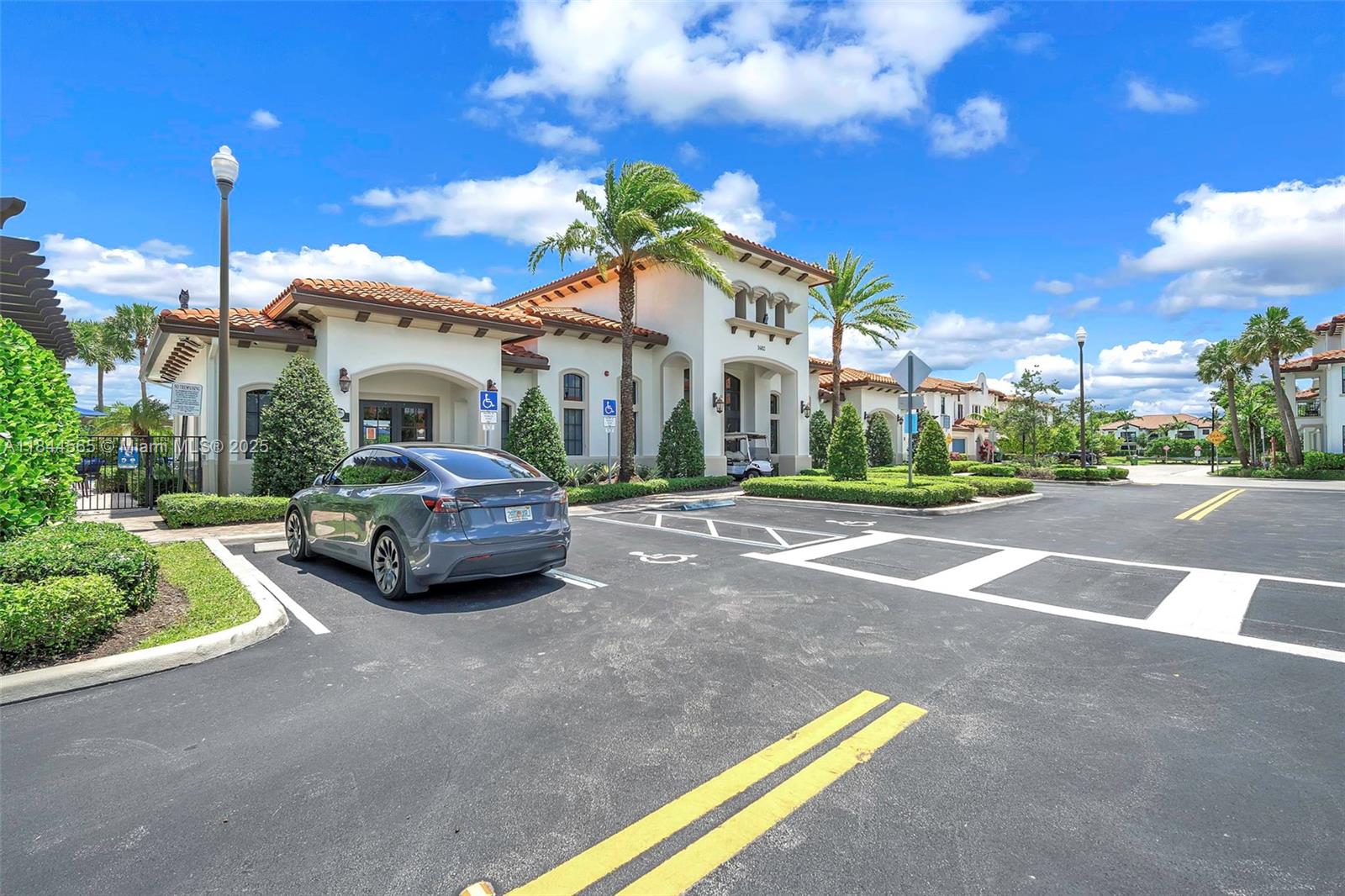 Raintree at Mayfair - Residential