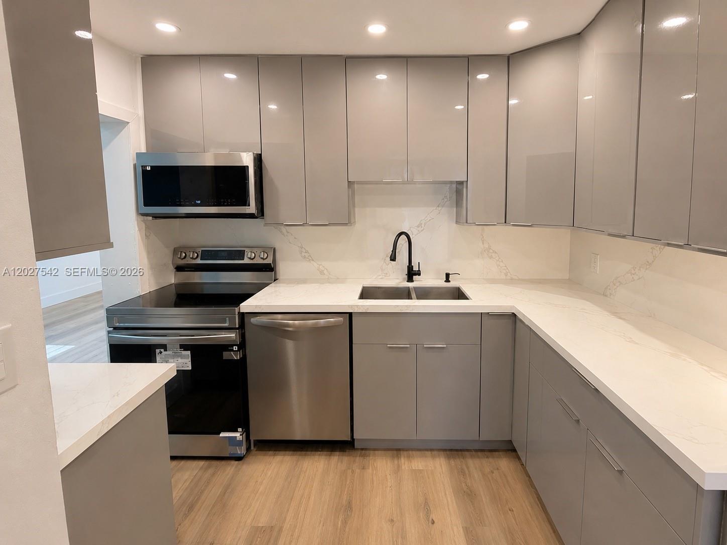 BILTMORE PK - Residential