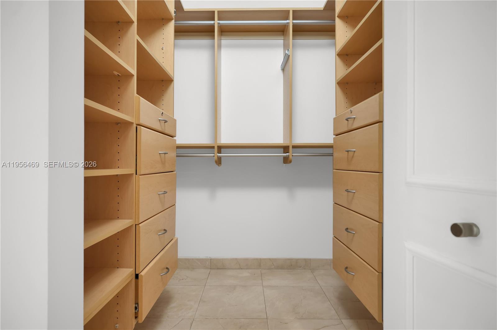 CARBONELL CONDO - Residential Lease