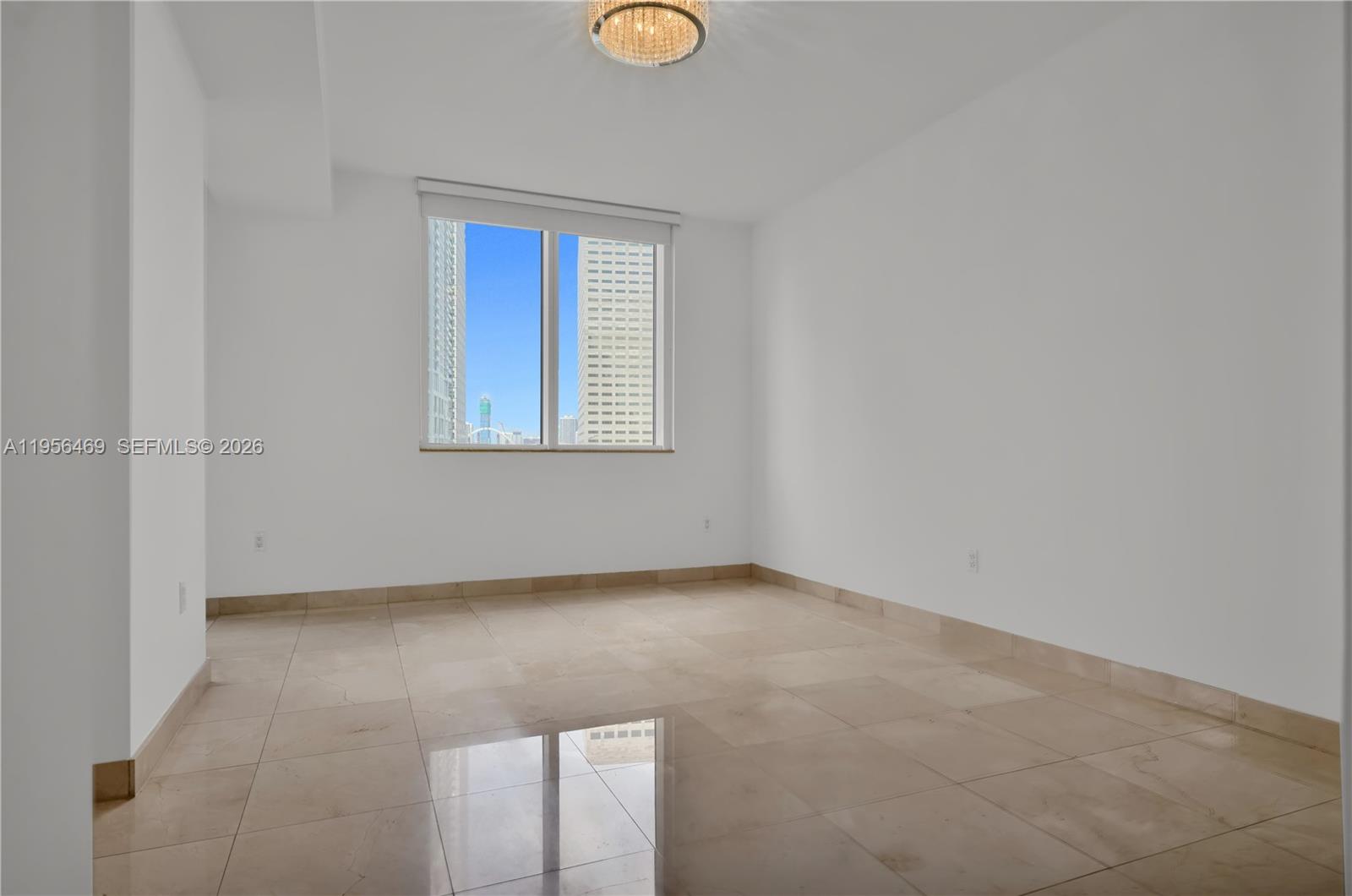 CARBONELL CONDO - Residential Lease