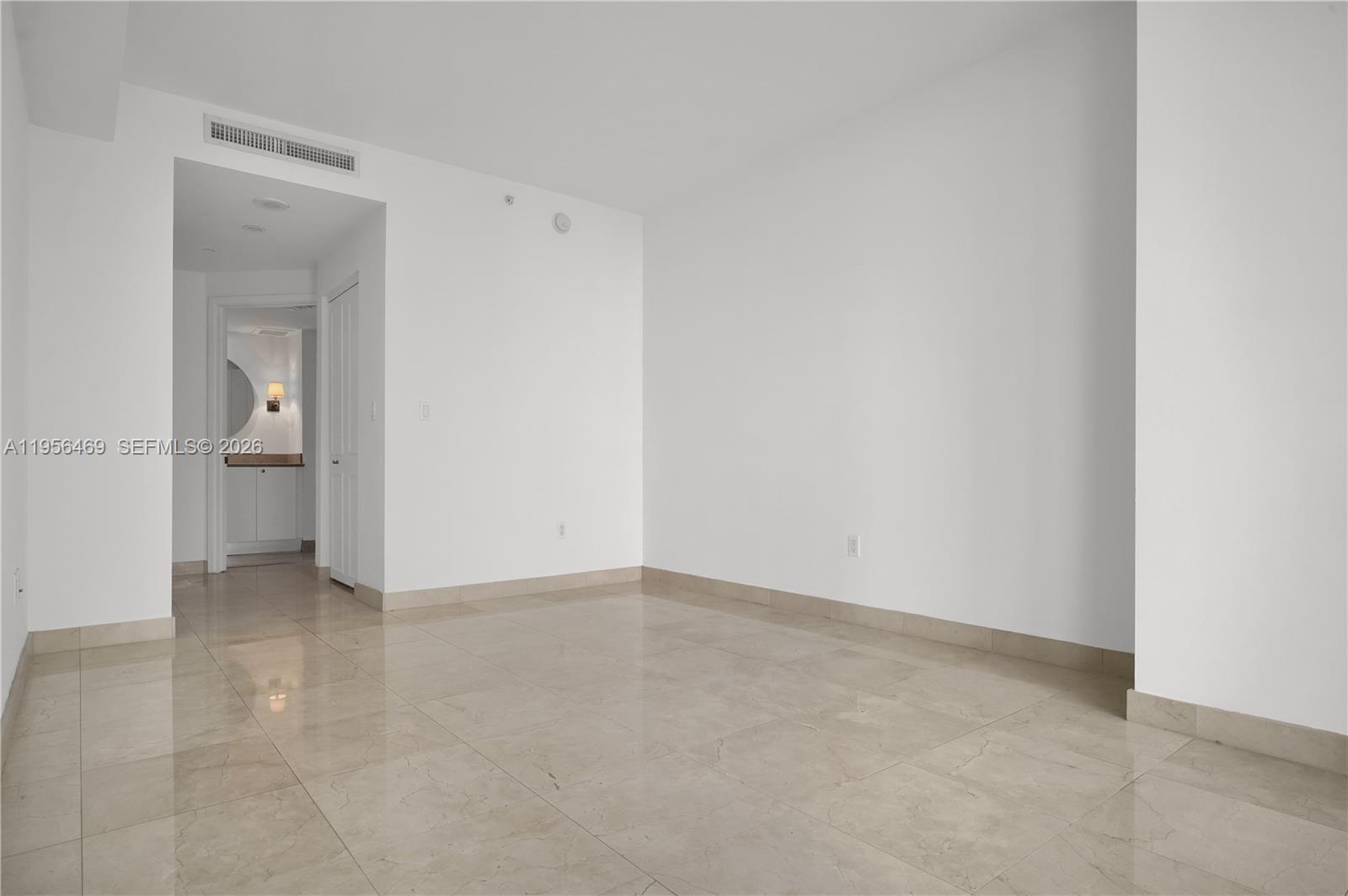 CARBONELL CONDO - Residential Lease