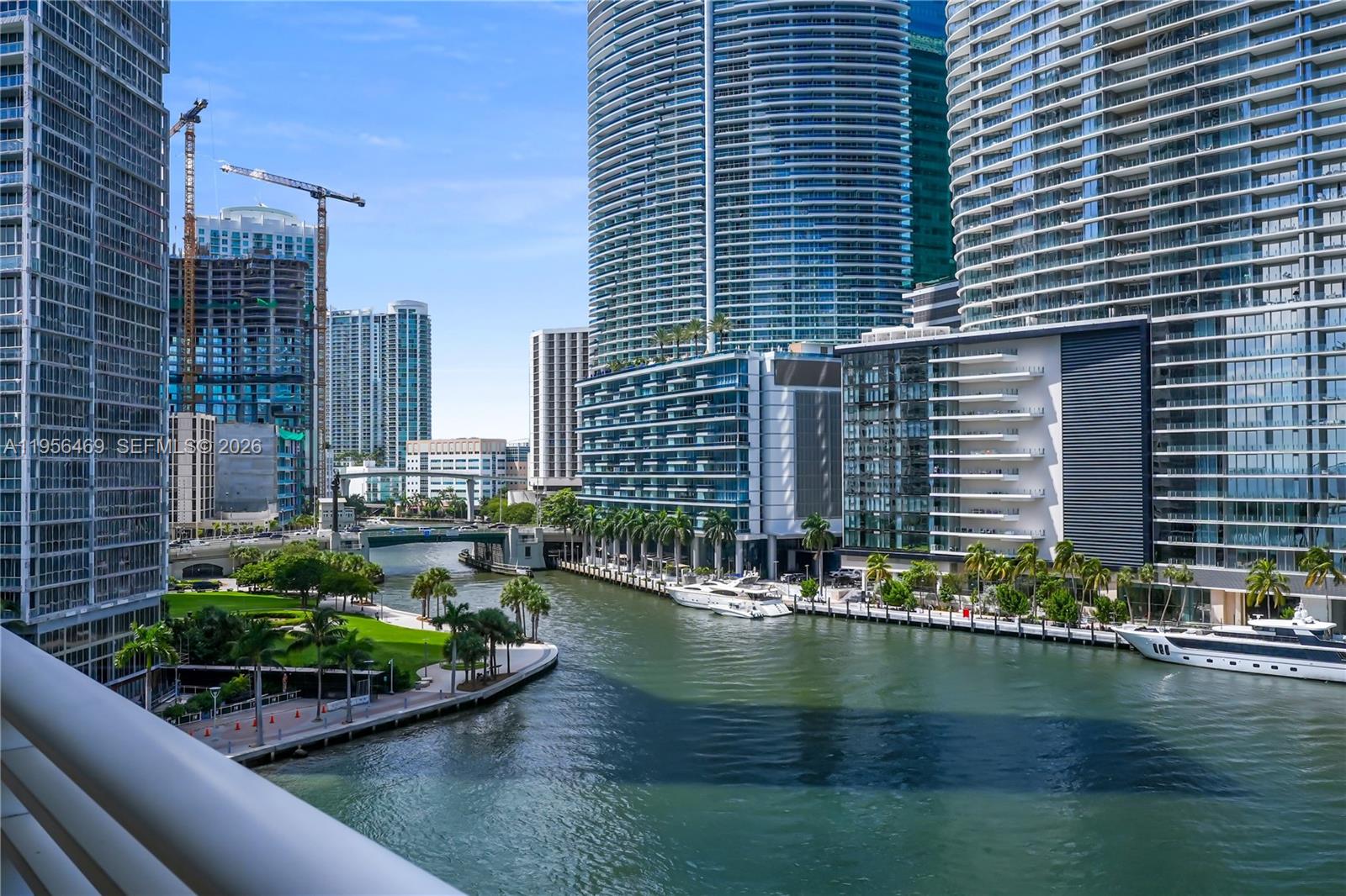 CARBONELL CONDO - Residential Lease