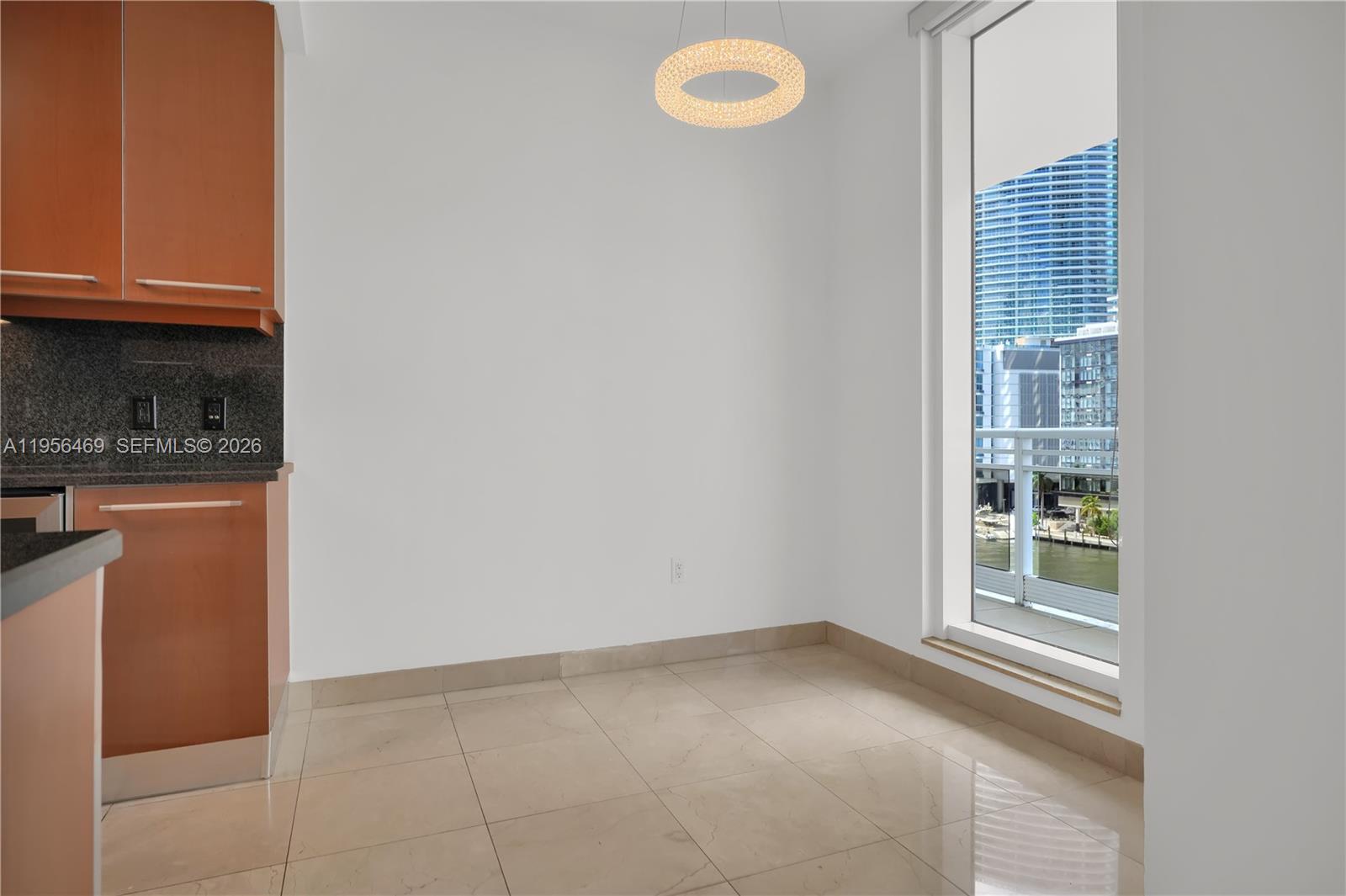 CARBONELL CONDO - Residential Lease