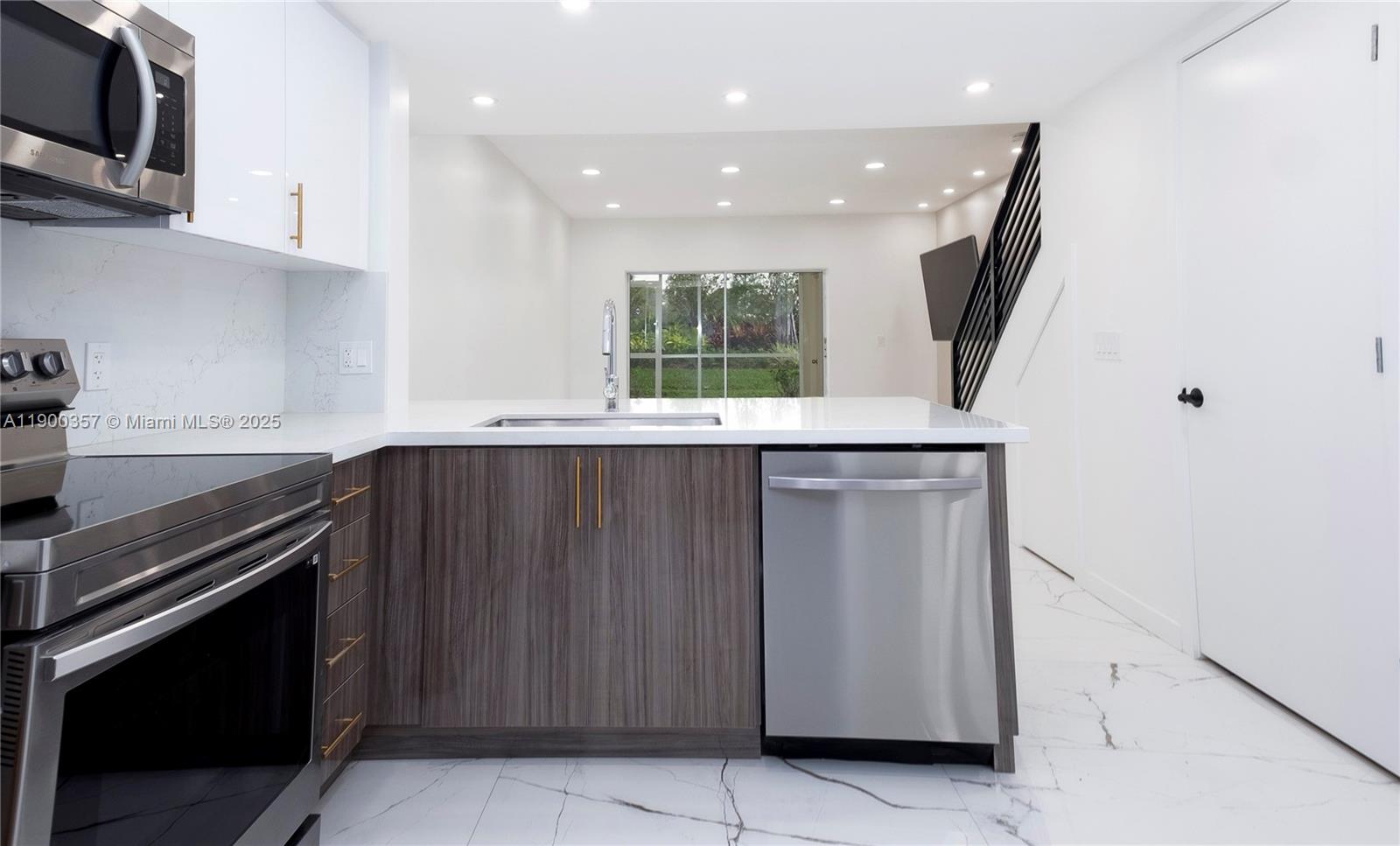 BONAVENTURE - Residential Lease