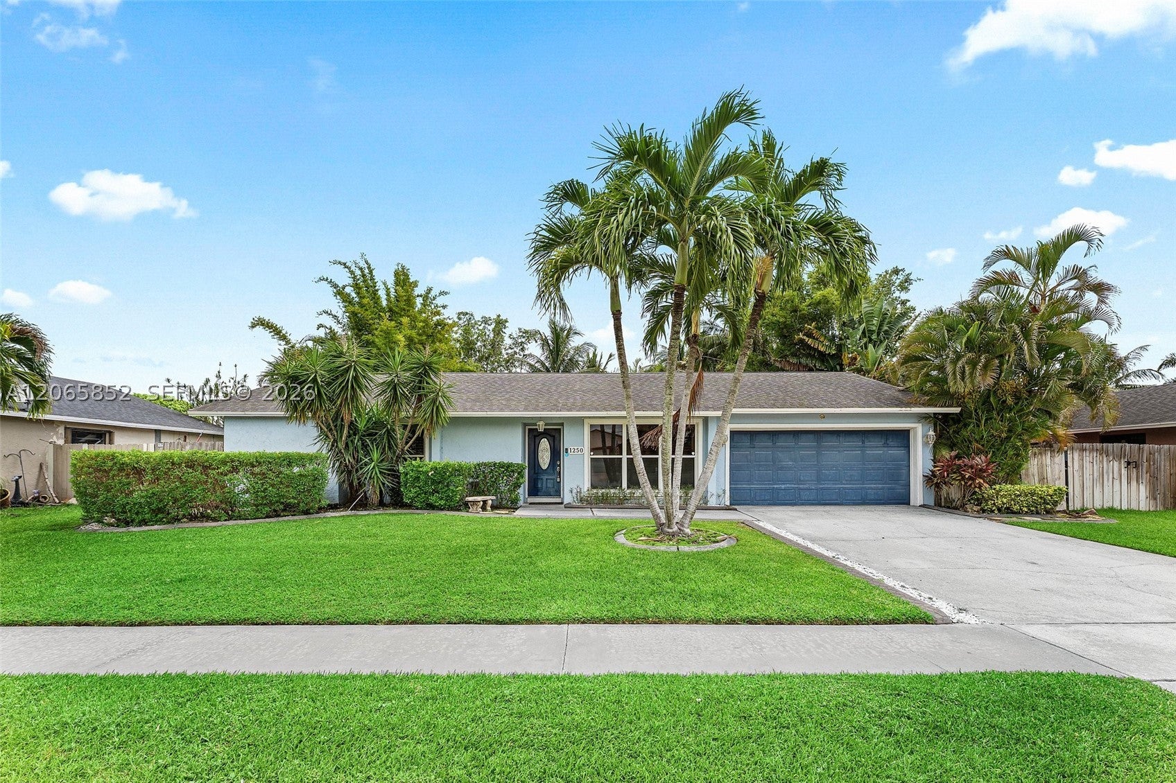 1250 Belmore Ter