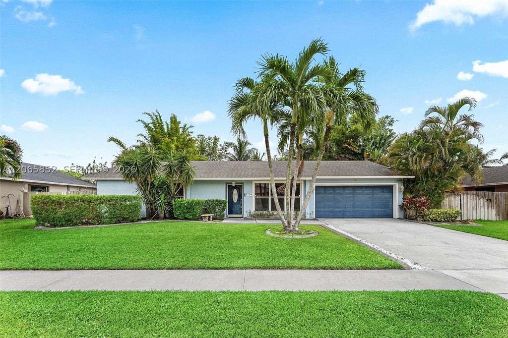 Photo of 1250 Belmore Ter, Wellington, FL 33414 (MLS # A12065852)
