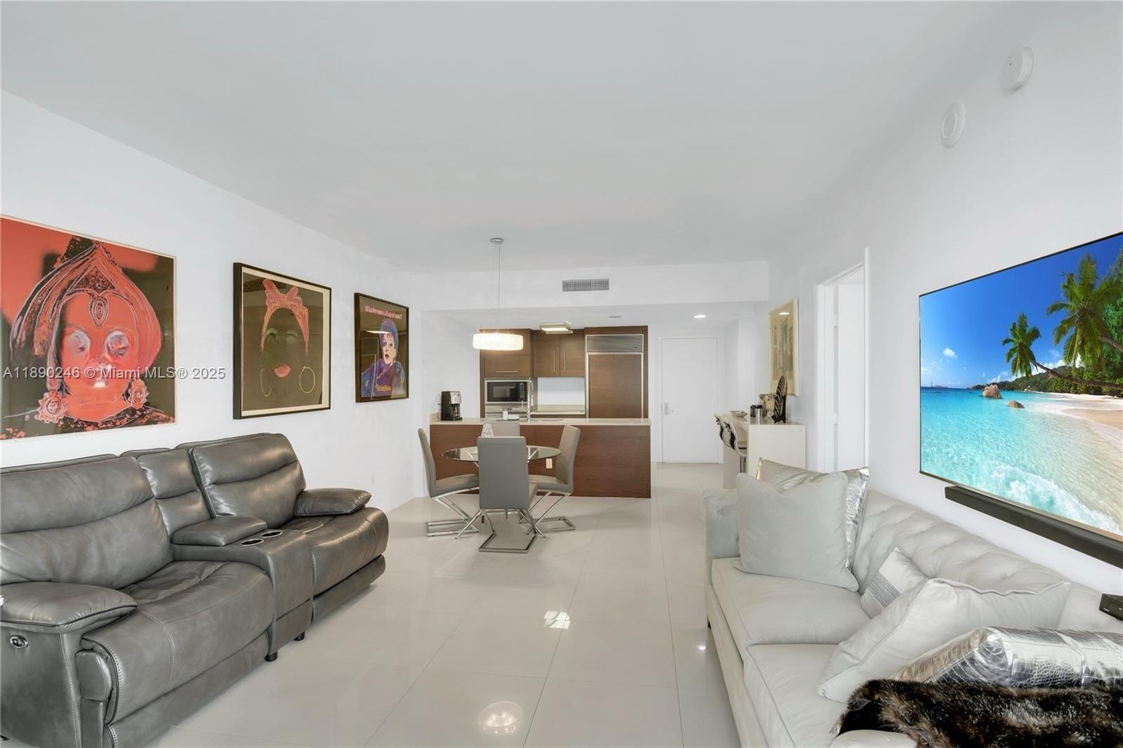 ICONBRICKELL CONDO NO 1 - Residential