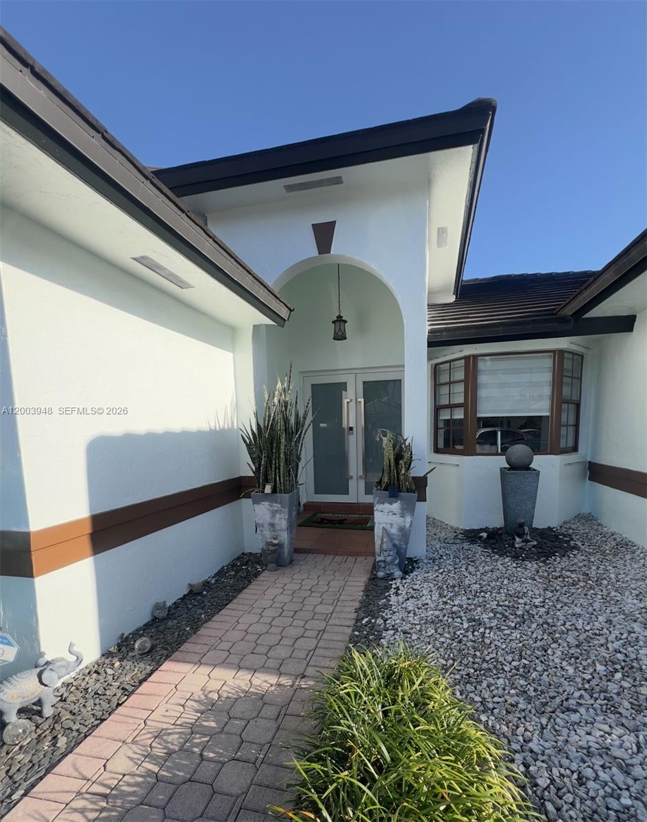 KENDALL FAMILY ESTATES PH - Residential