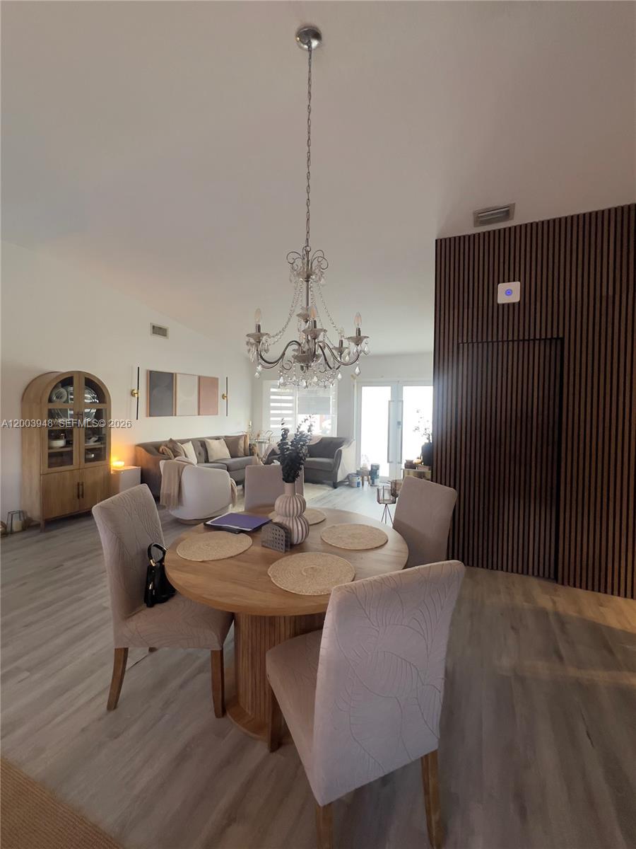 KENDALL FAMILY ESTATES PH - Residential