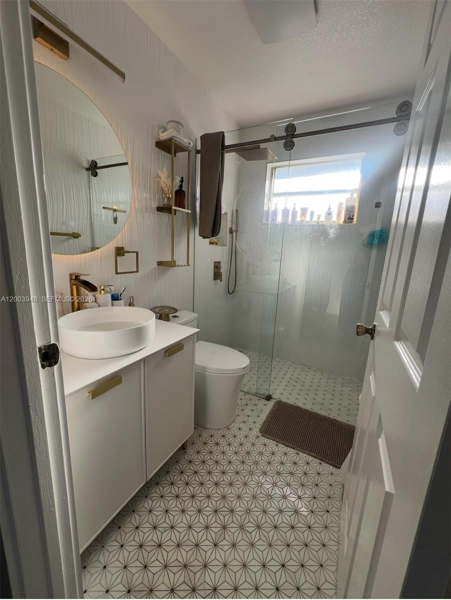 KENDALL FAMILY ESTATES PH - Residential