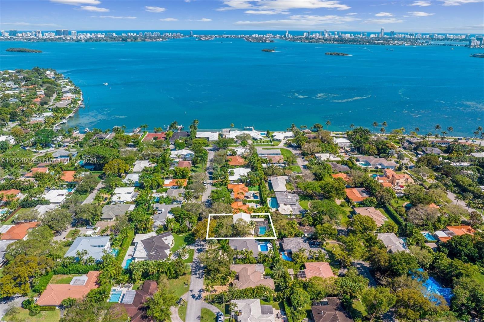 EARLETON SHORES - Residential