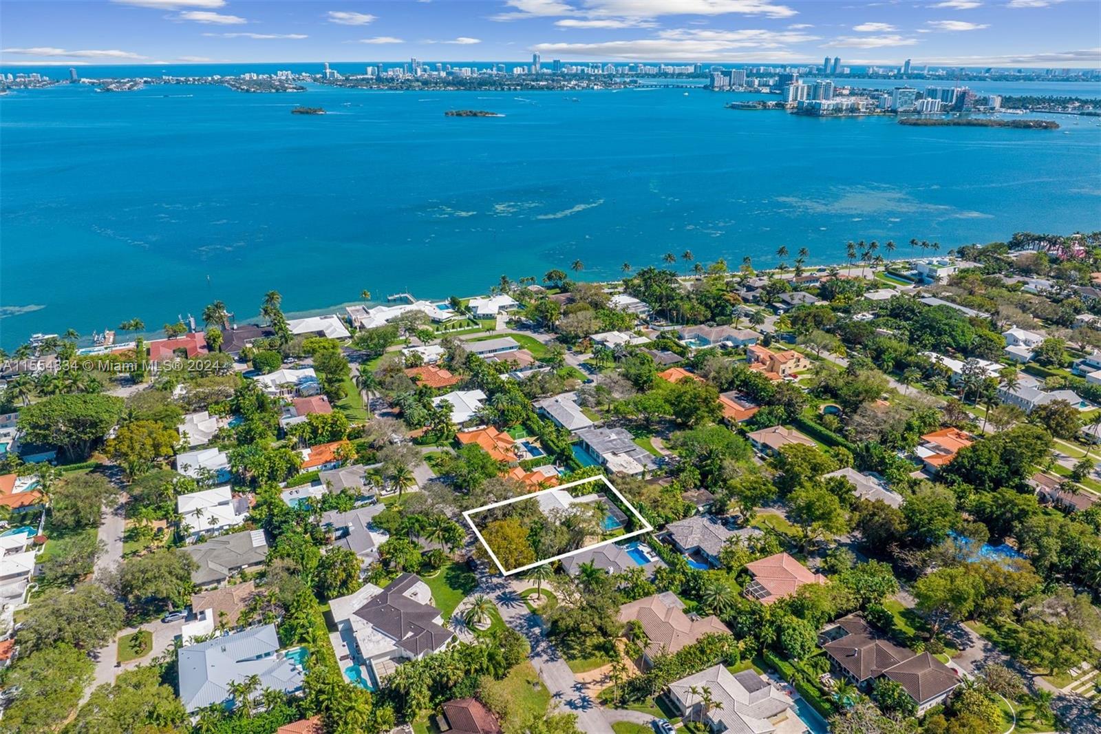 EARLETON SHORES - Residential