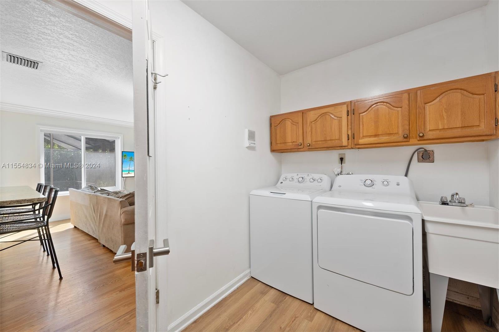 EARLETON SHORES - Residential