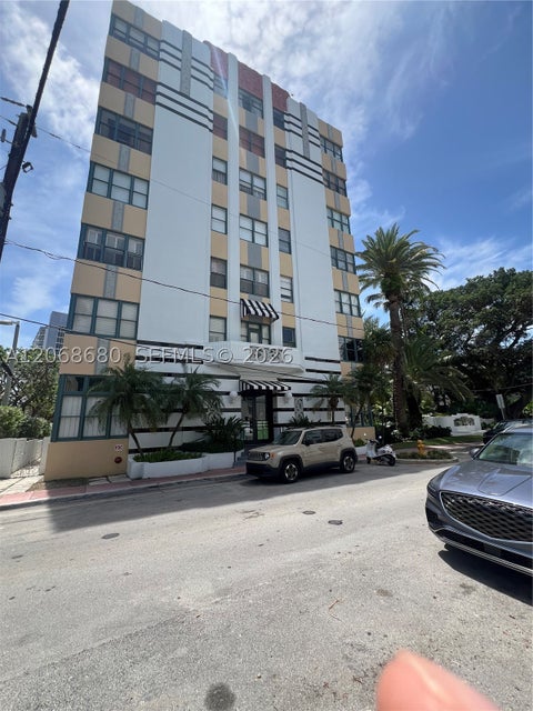 Photo of 2421 Lake Pancoast Dr #4D, Miami Beach, FL 33140 (MLS # A12068680)