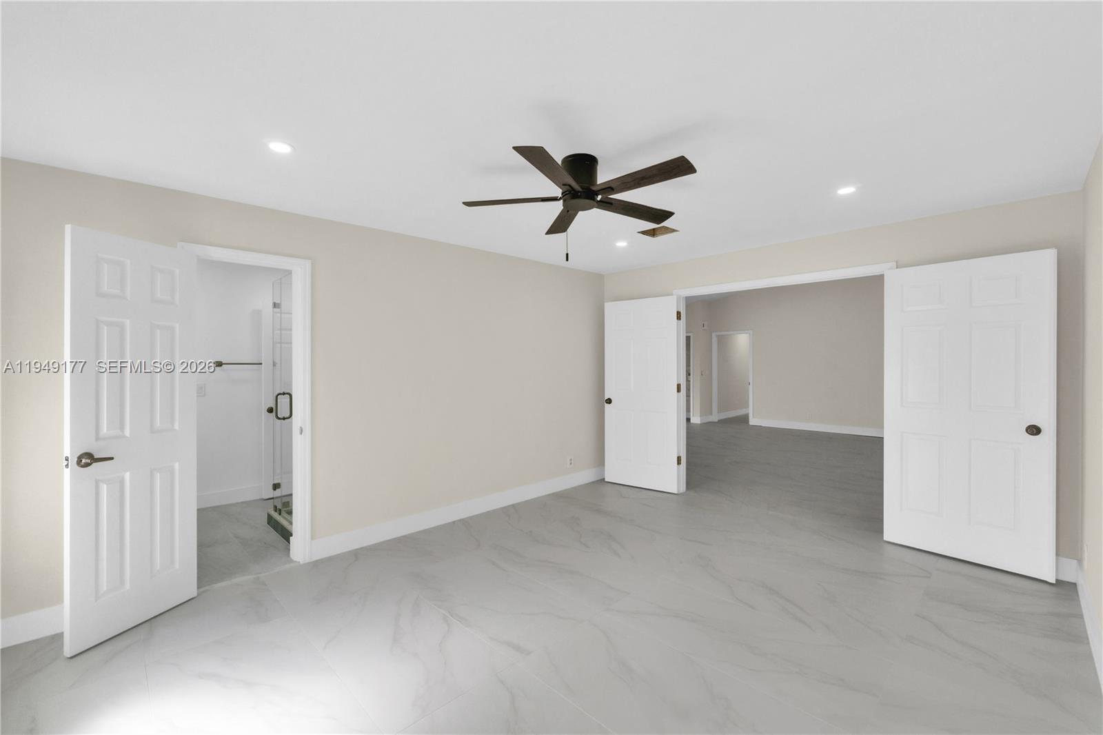 PINE RIDGE - Residential