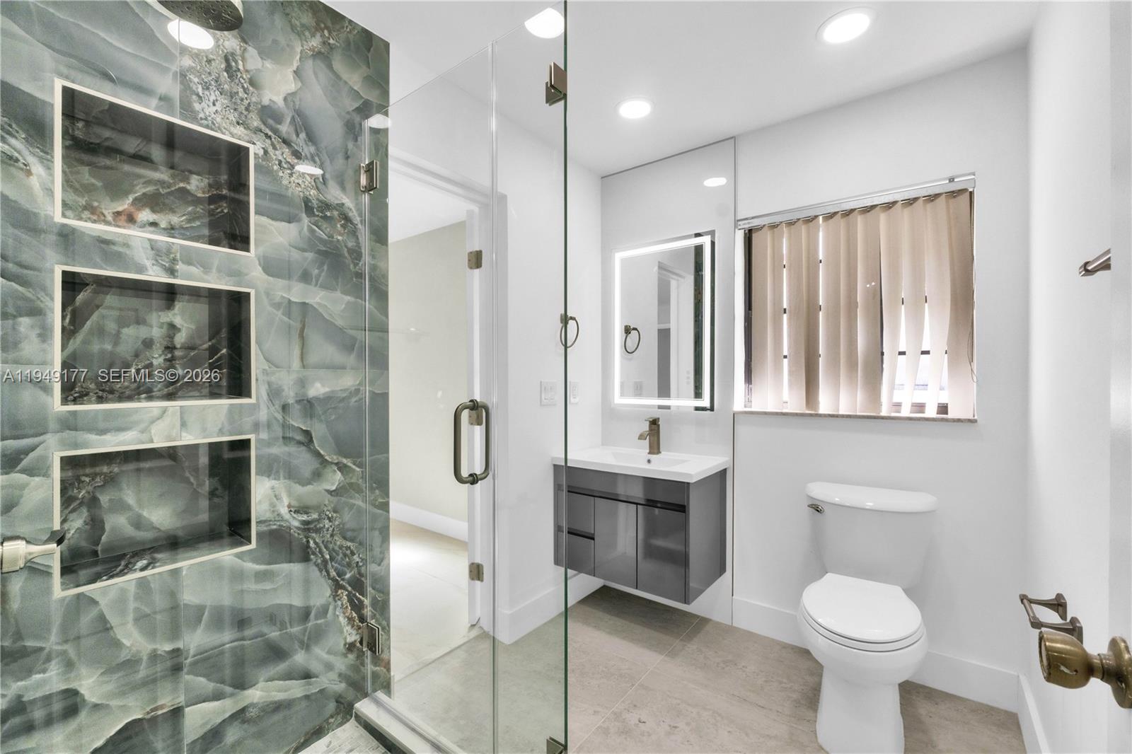 PINE RIDGE - Residential