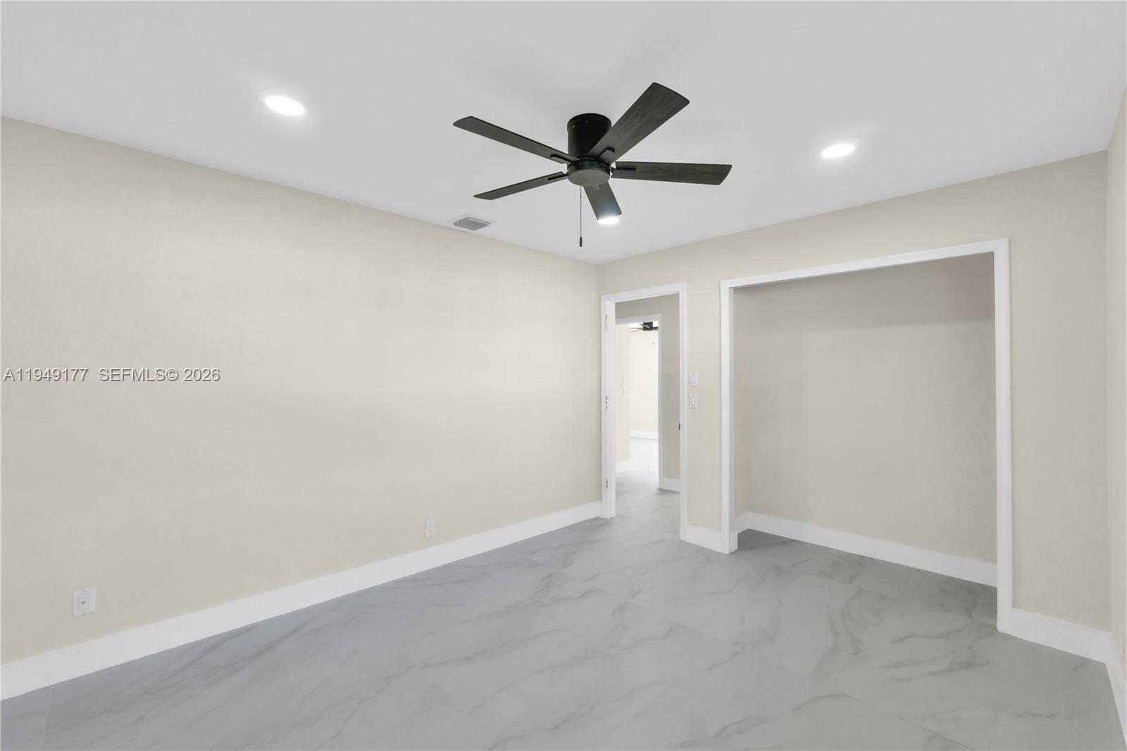 PINE RIDGE - Residential