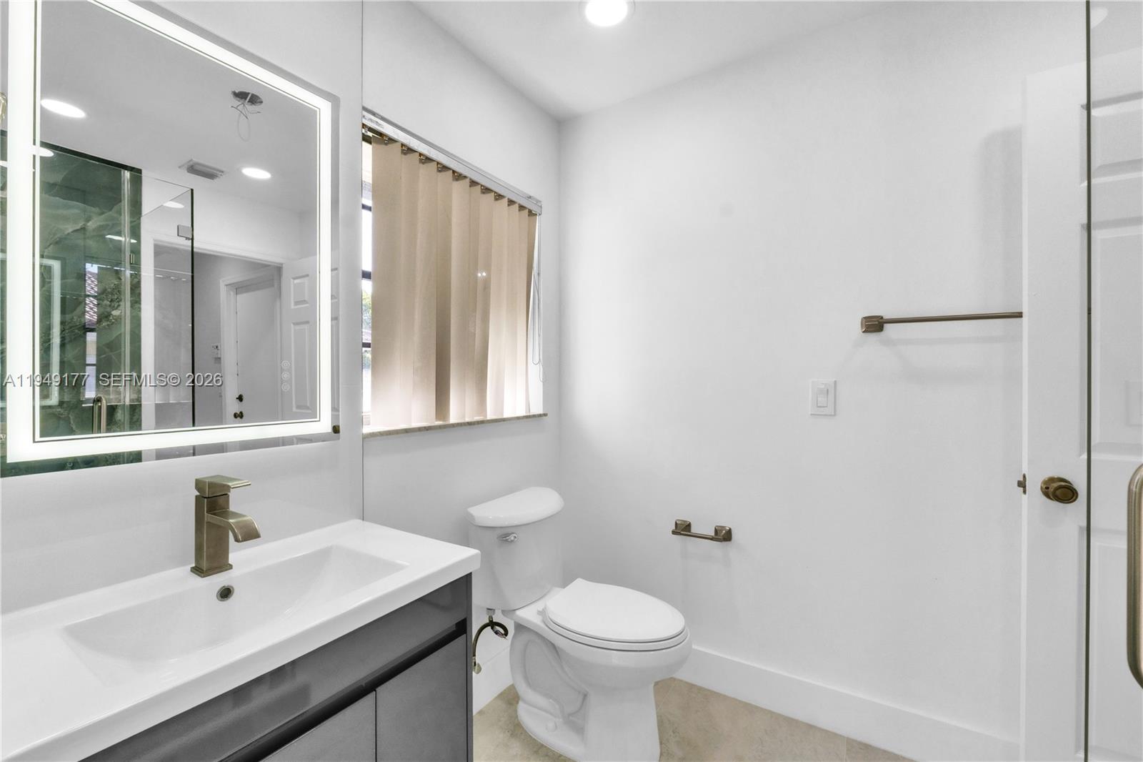 PINE RIDGE - Residential