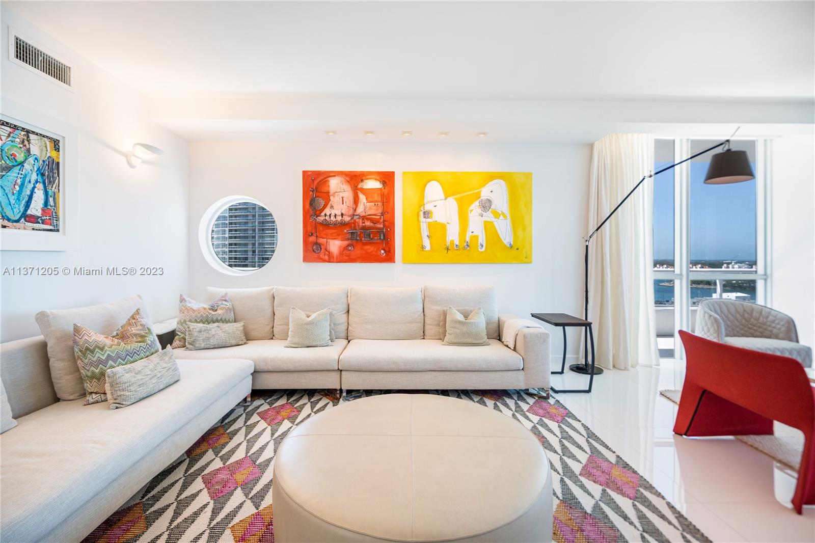 THE BENTLEY BAY CONDO - Residential